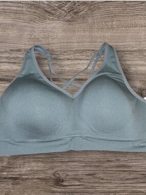 PINK Victoria's Secret Sage Green Seamless Strappy Bra